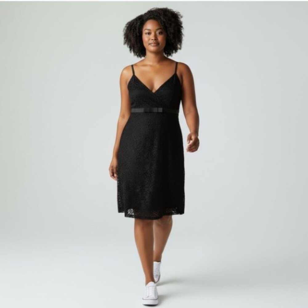 Lori M Collection - Black Lace Slip Dress - Size 8 (use Measureme…